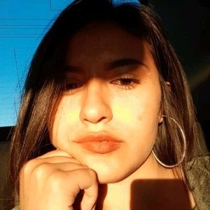 Meet your Posher, Mikayla